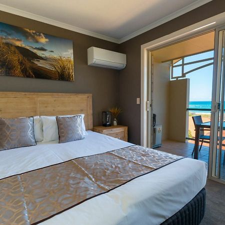 Beach Haven Executive Apartments Korora Esterno foto