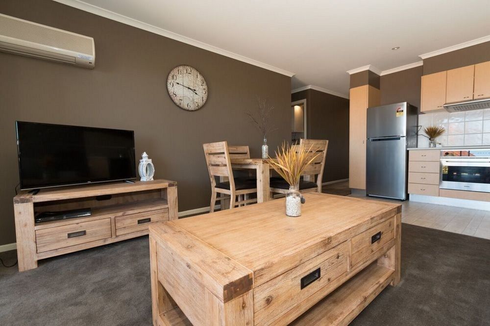 Beach Haven Executive Apartments Korora Esterno foto