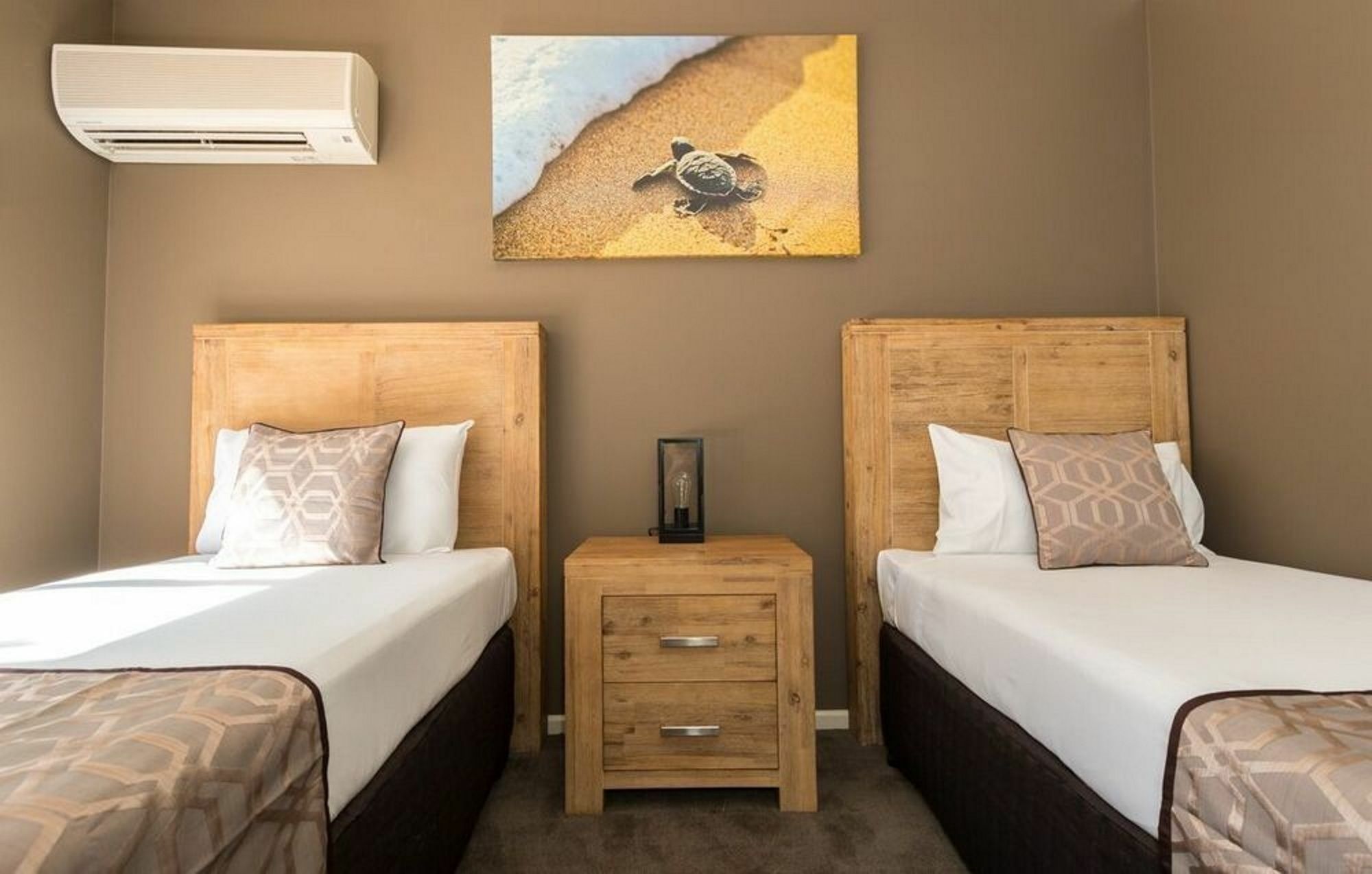 Beach Haven Executive Apartments Korora Esterno foto