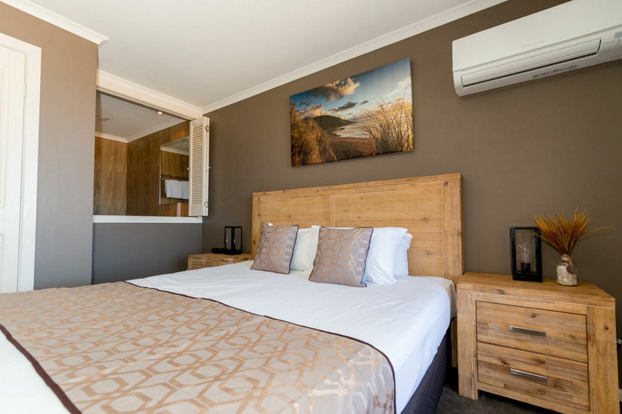 Beach Haven Executive Apartments Korora Esterno foto
